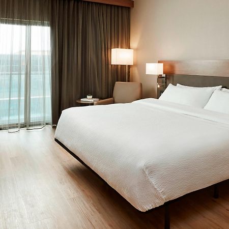 Ac Hotel By Marriott Cincinnati At The Banks Εξωτερικό φωτογραφία