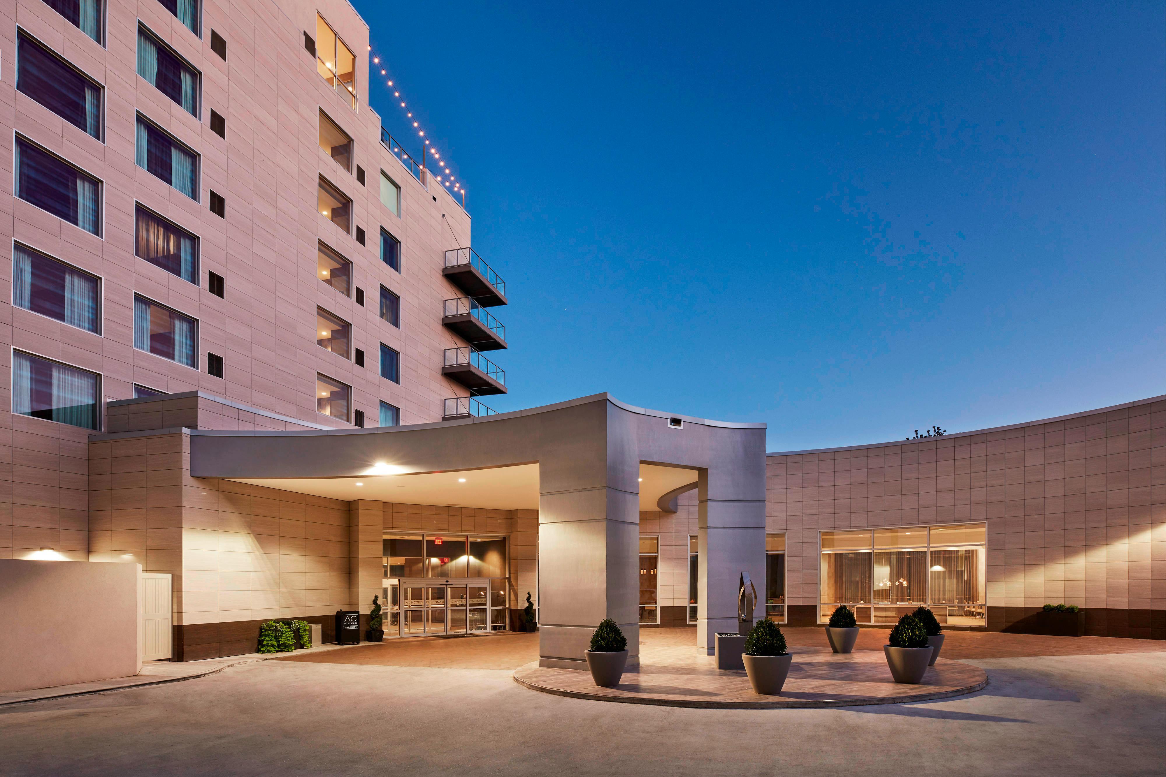 Ac Hotel By Marriott Cincinnati At The Banks Εξωτερικό φωτογραφία