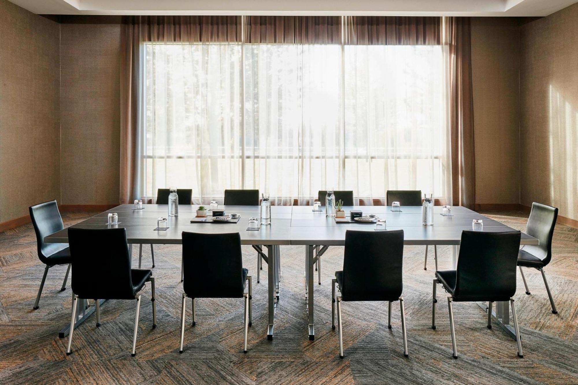 Ac Hotel By Marriott Cincinnati At The Banks Εξωτερικό φωτογραφία