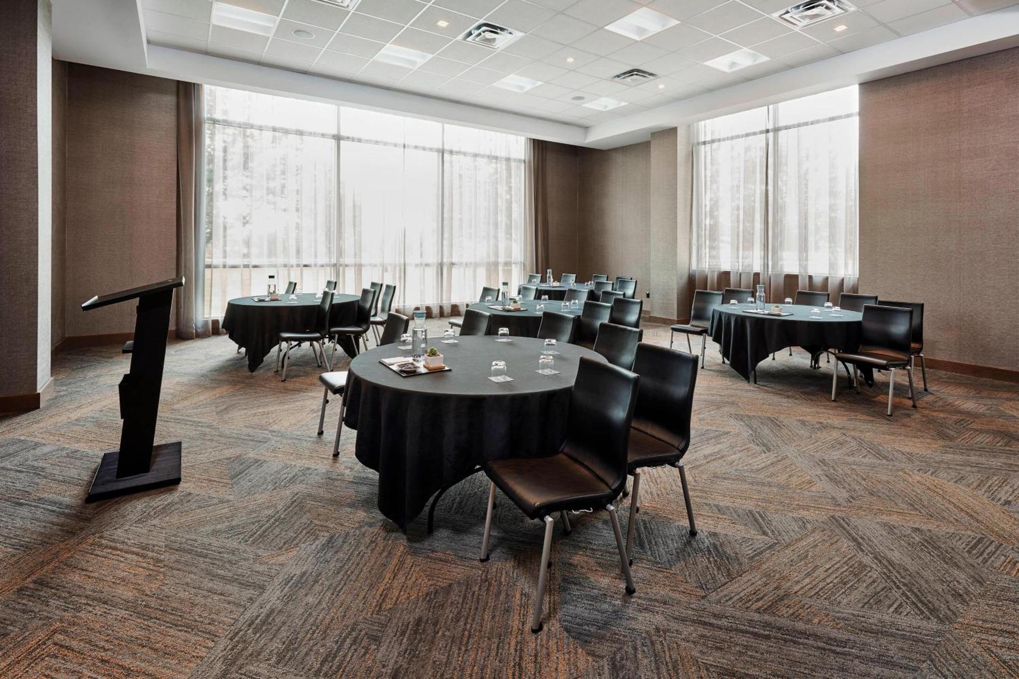 Ac Hotel By Marriott Cincinnati At The Banks Εξωτερικό φωτογραφία