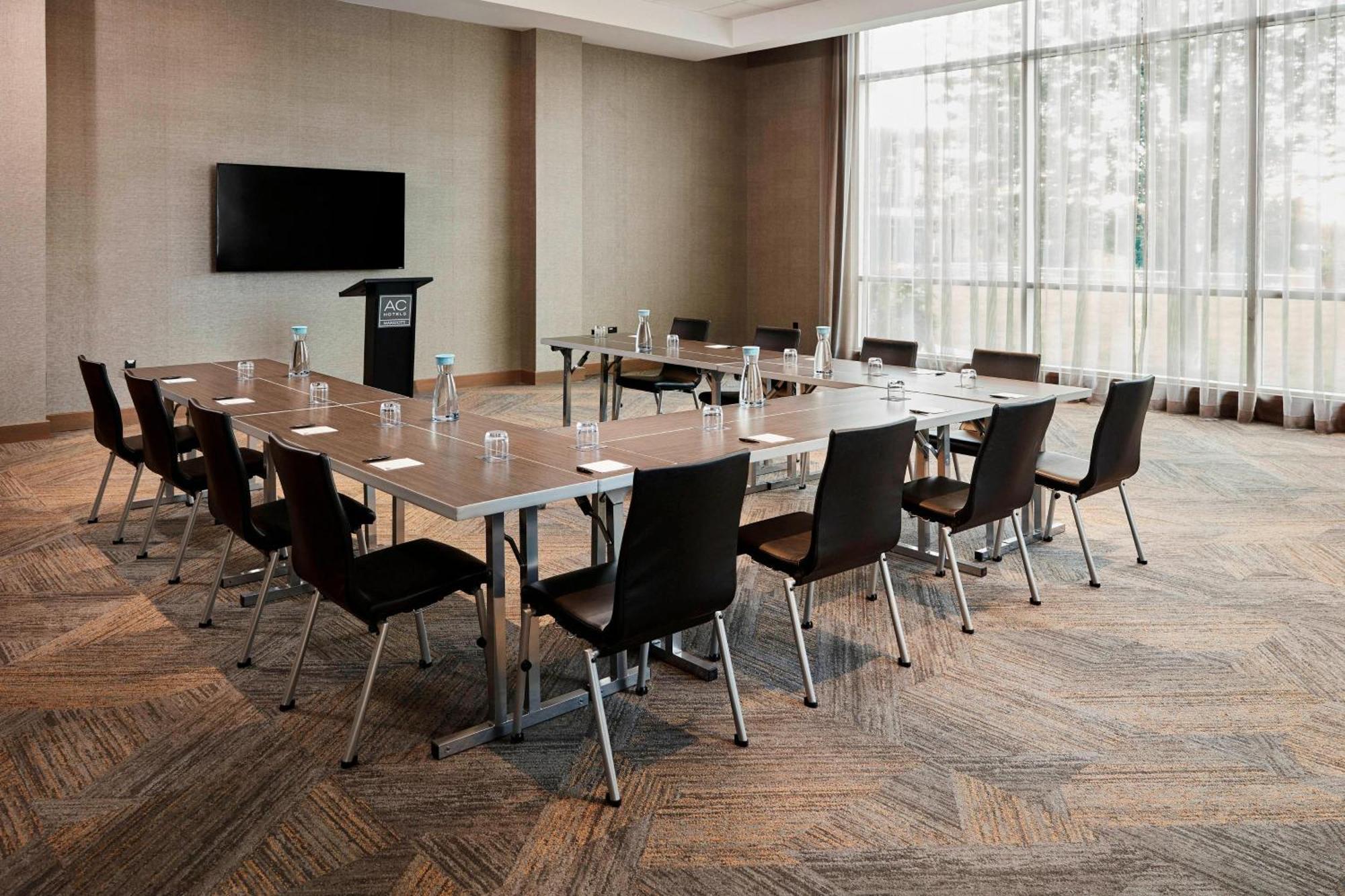 Ac Hotel By Marriott Cincinnati At The Banks Εξωτερικό φωτογραφία