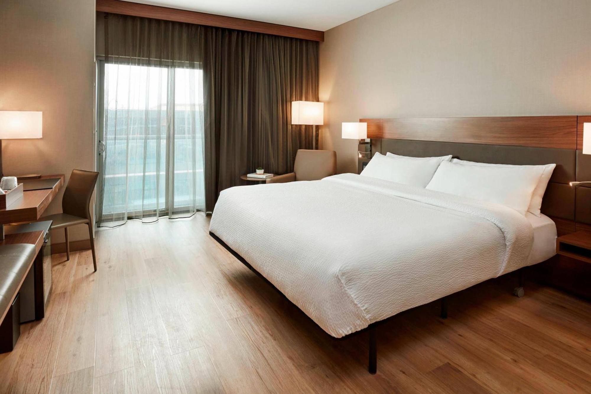 Ac Hotel By Marriott Cincinnati At The Banks Εξωτερικό φωτογραφία