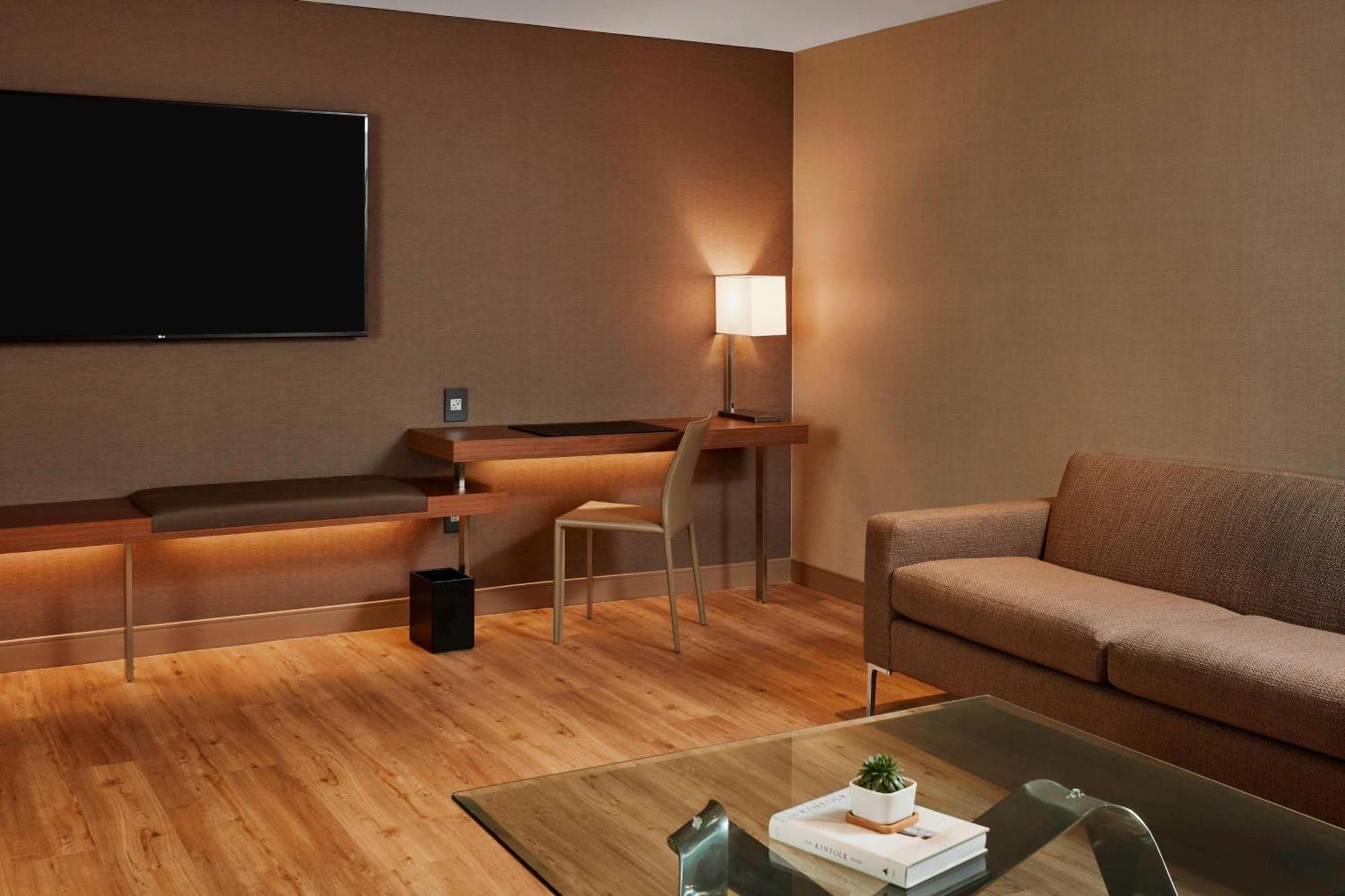 Ac Hotel By Marriott Cincinnati At The Banks Εξωτερικό φωτογραφία